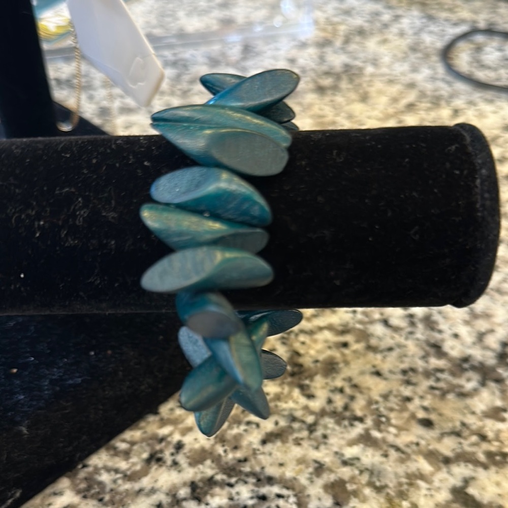 Teal Wood Bead Bracelet